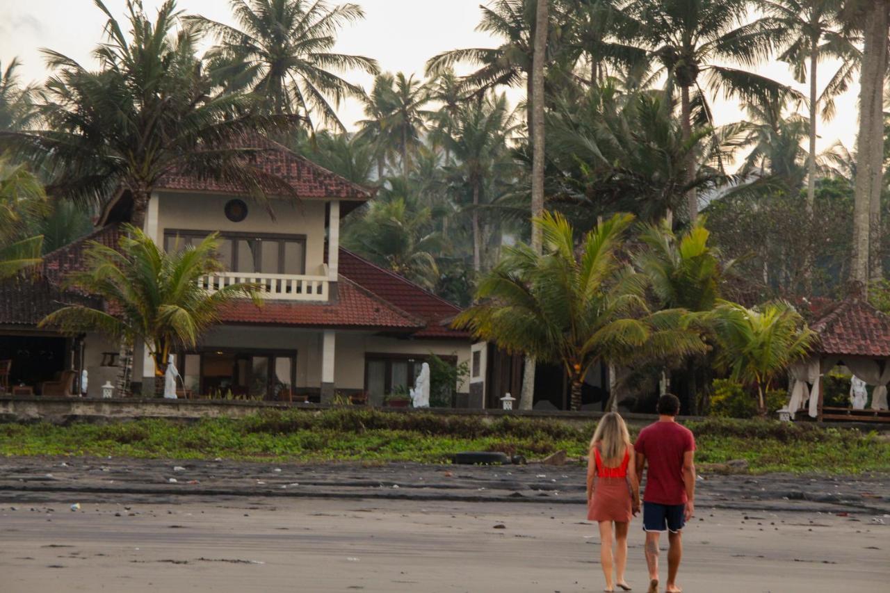 Bali Hai Island Resort Pekutatan  Exterior photo